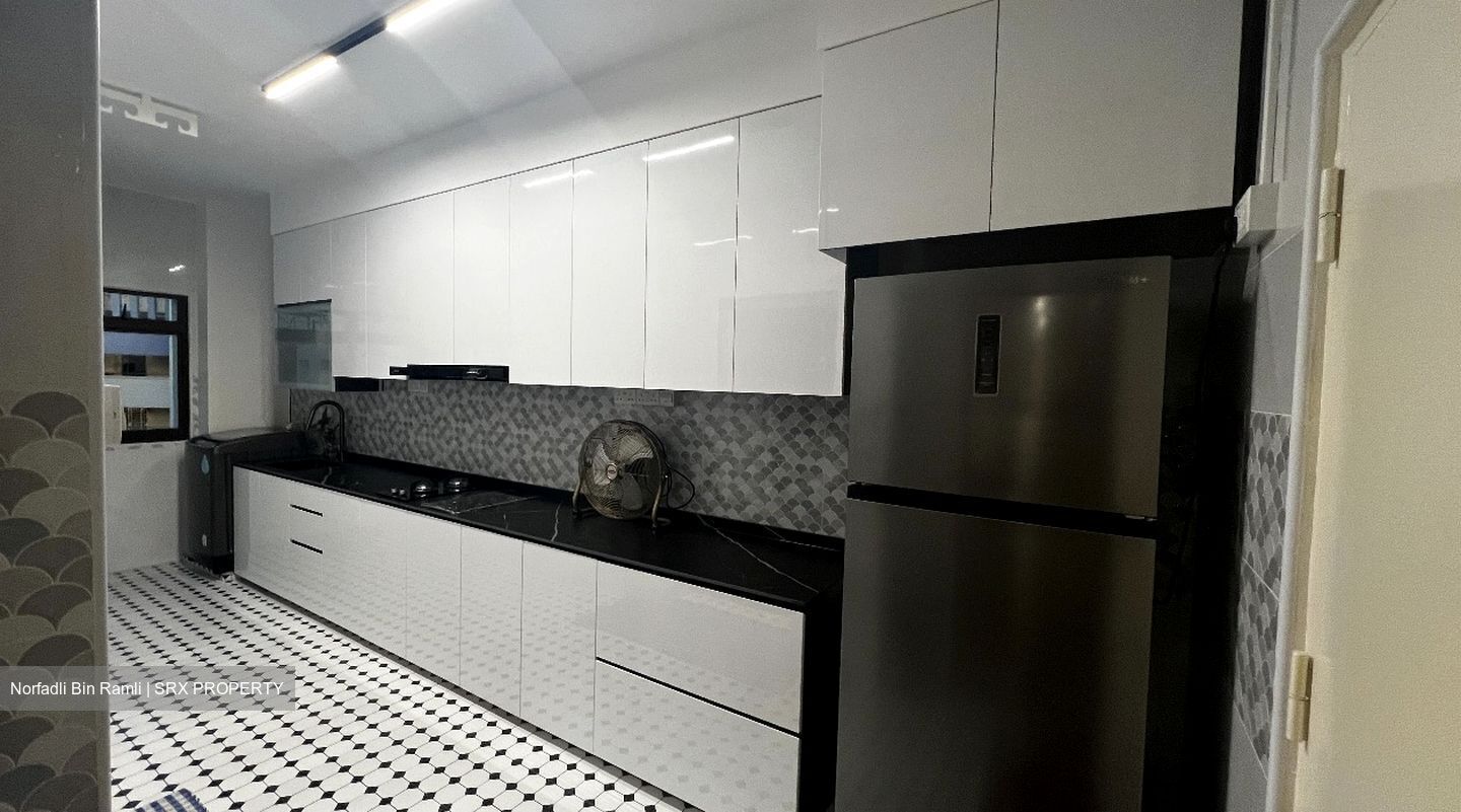 Blk 204B Compassvale Drive (Sengkang), HDB 5 Rooms #633833421